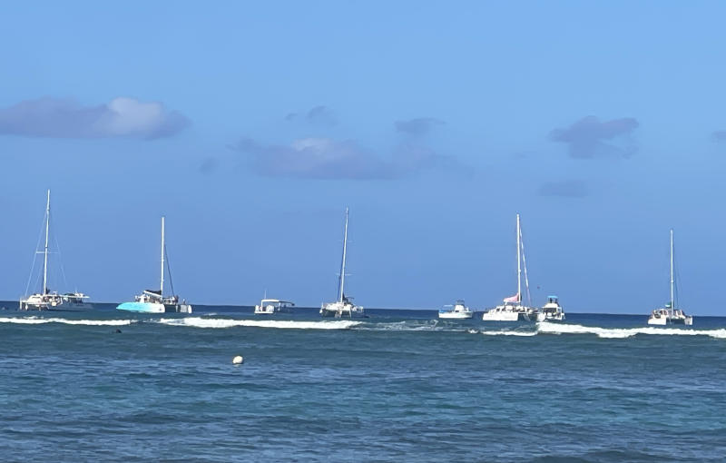 waikiki boat